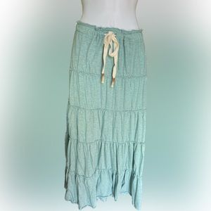 American Eagle Tiered Peasant Style Maxi Skirt Size Medium